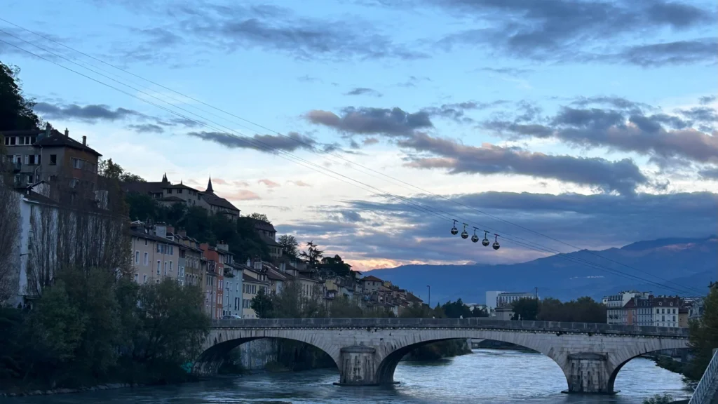 Un lieu incontournable de Grenoble, la Bastille